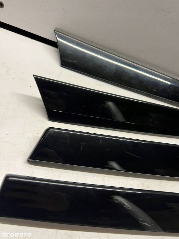 Próg przedni Audi A3 S3 A3 Sportback 8P Komplet - 8