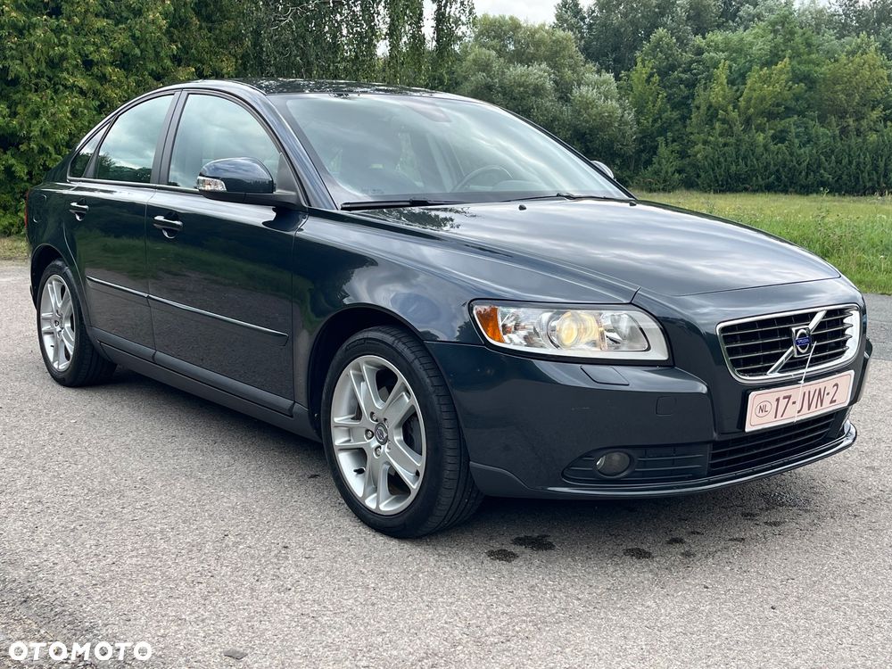Volvo S40 1.8 Momentum - 3