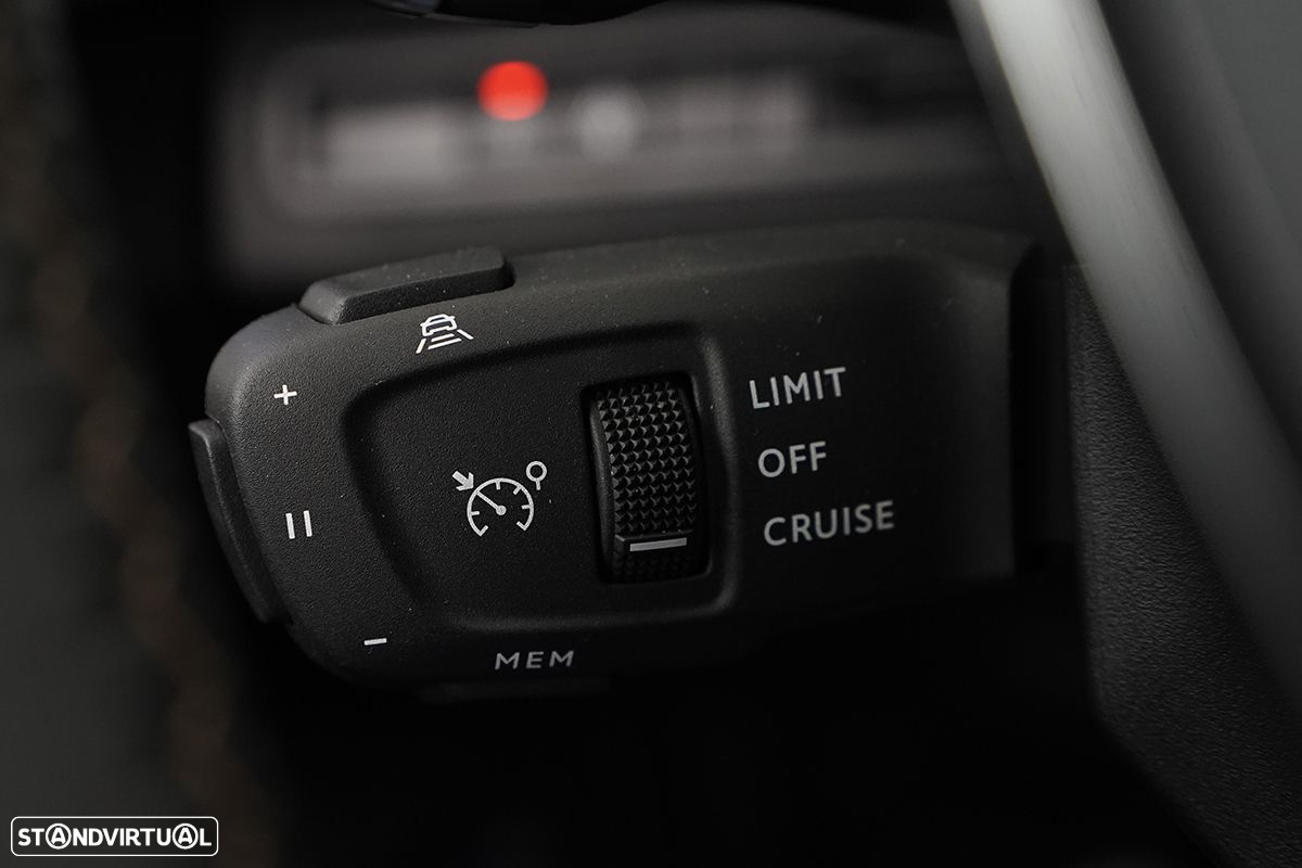 Peugeot 5008 1.2 PureTech GT EAT8 - 18