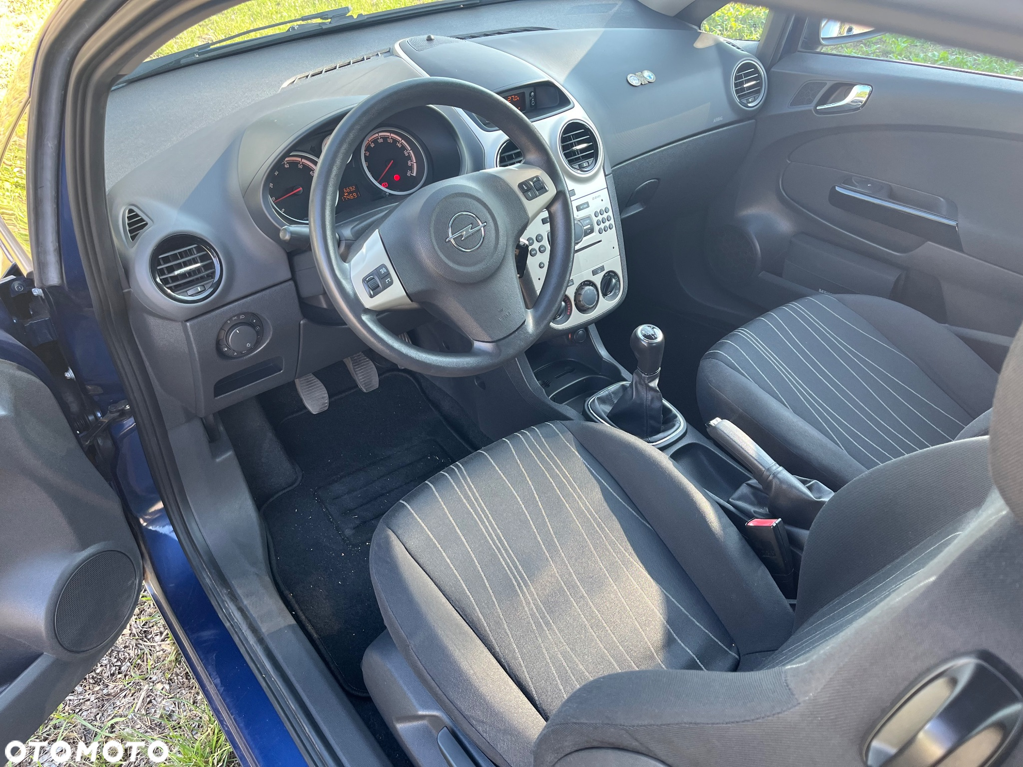 Opel Corsa 1.2 16V Enjoy - 7
