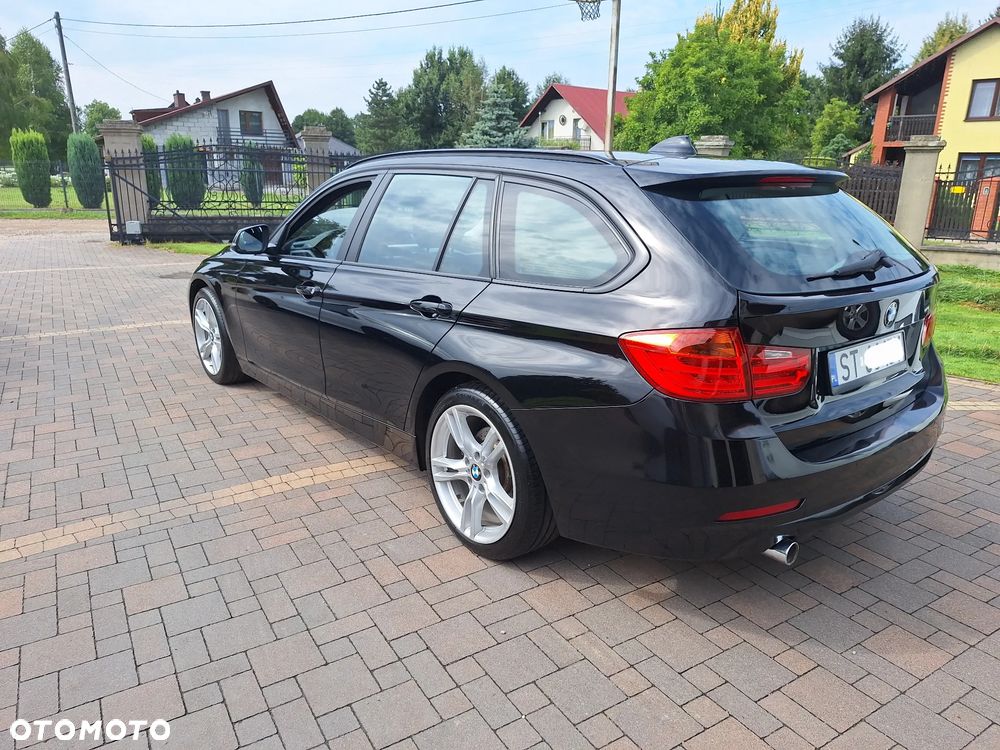 BMW Seria 3 318d - 3