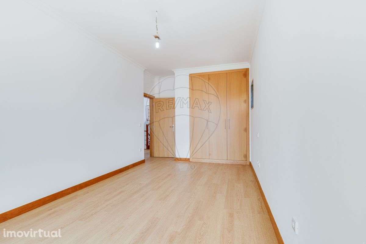 Moradia T5 para venda - Grande imagem: 4/49