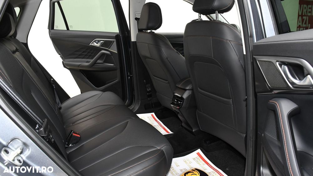 MG HS 1.5 T-GDi 7DCT Exclusive - 11