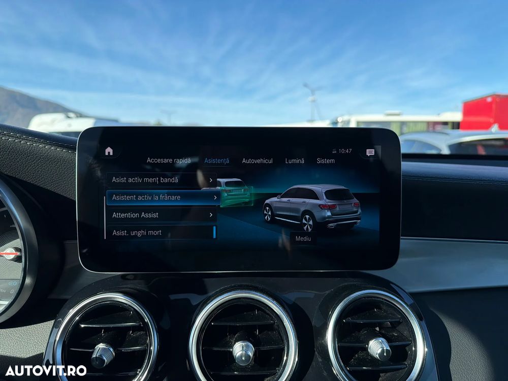 Mercedes-Benz GLC 300 de 4Matic 9G-TRONIC - 23