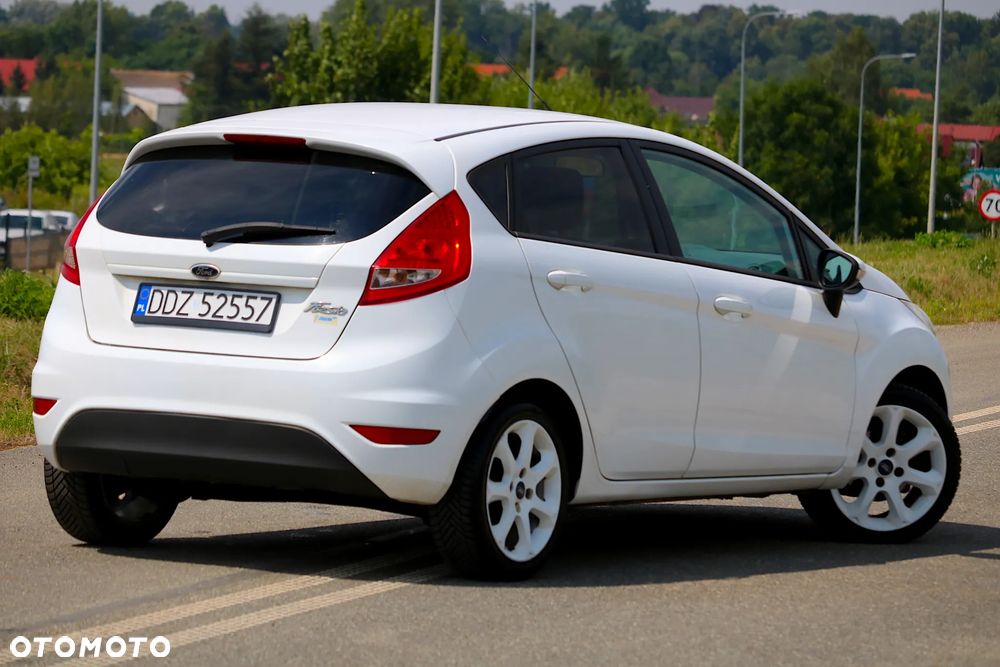 Ford Fiesta 1.25 Platinium X EU5 - 28