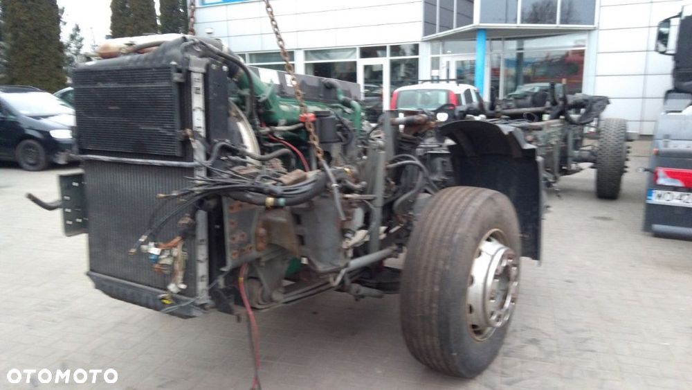VOLVO FM 400 6X2 SILNIK RAMA MOST ZAWIESZENIE OŚ SKRĘTNA CZĘŚCI - 2