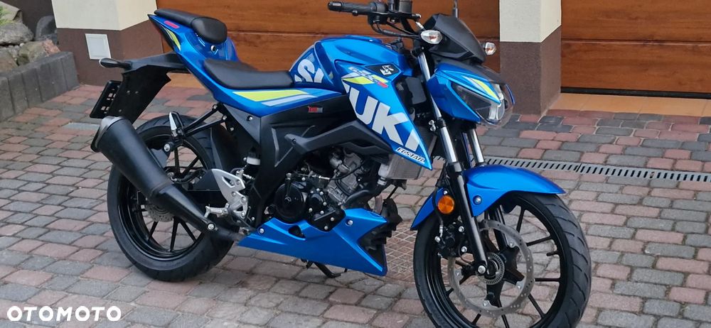 Suzuki GSX - 11