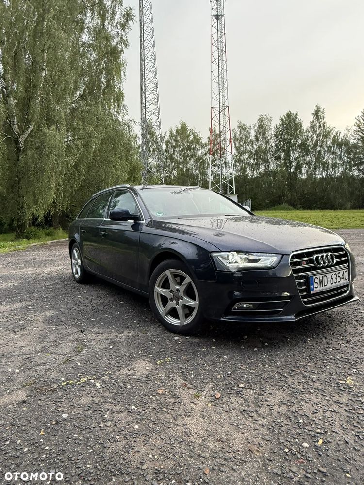 Audi A4 Avant 2.0 TDI - 4