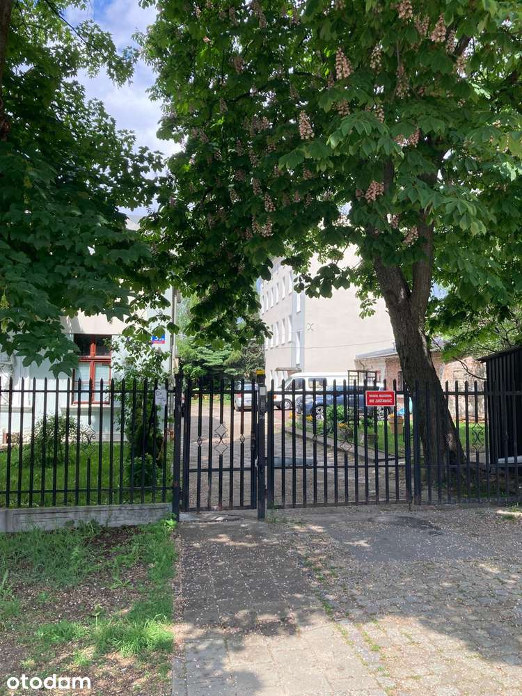 Duże mieszkanie w kamienicy w centrum Łodzi