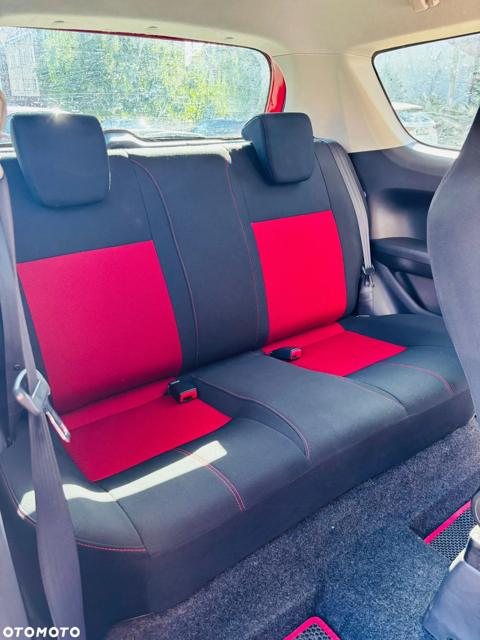 Suzuki Swift 1.6 Sport - 12