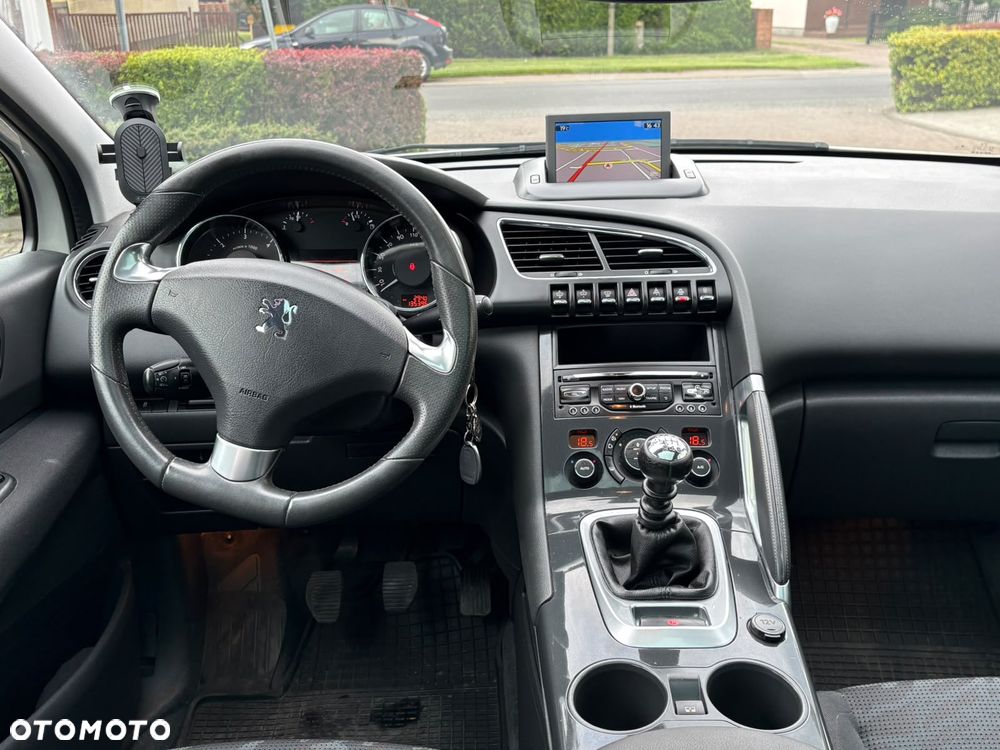 Peugeot 3008 HDi FAP 150 Premium - 11