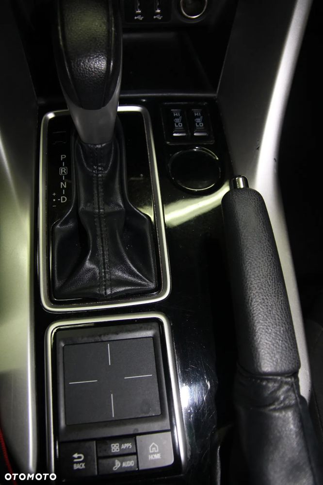 Mitsubishi Eclipse Cross 1.5 T Invite Plus CVT - 17