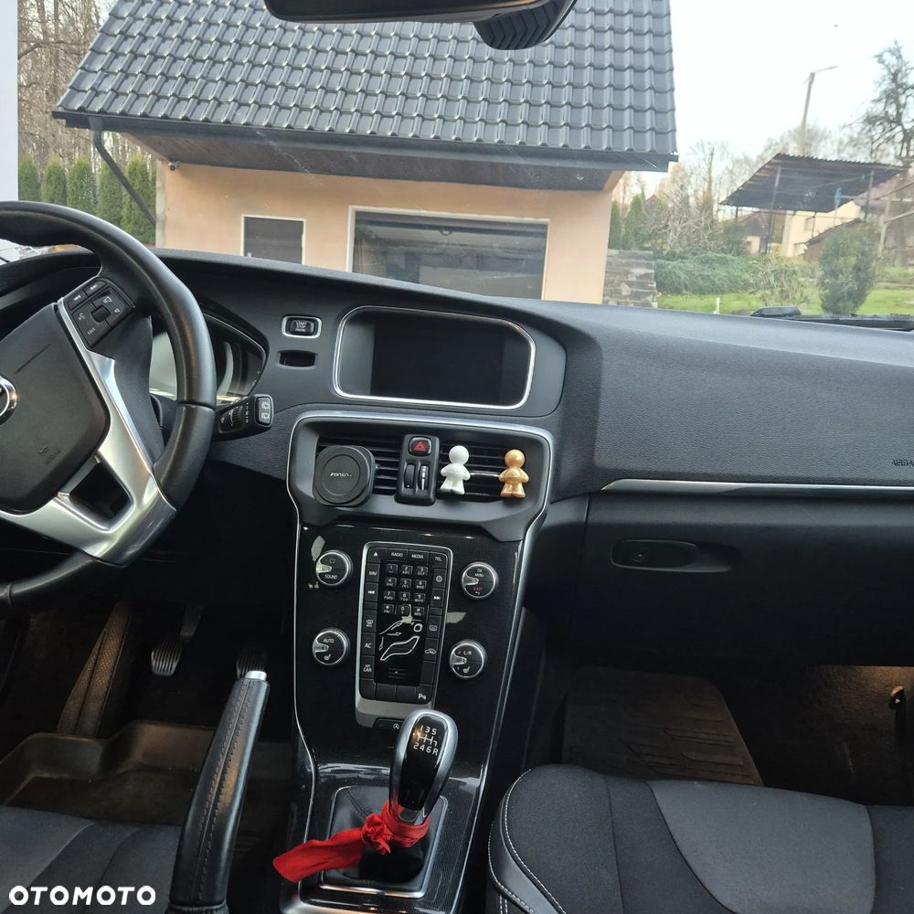 Volvo V40 2016 photo 5