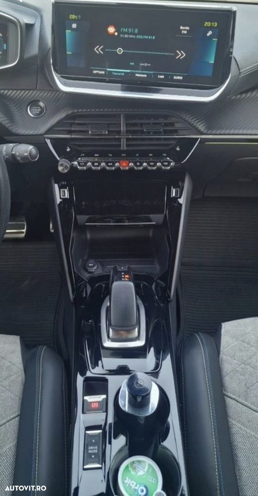 Peugeot 2008 e-2008 GT Line - 17