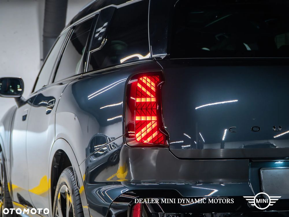 MINI Countryman S ALL4 John Cooper Works Trim - 11