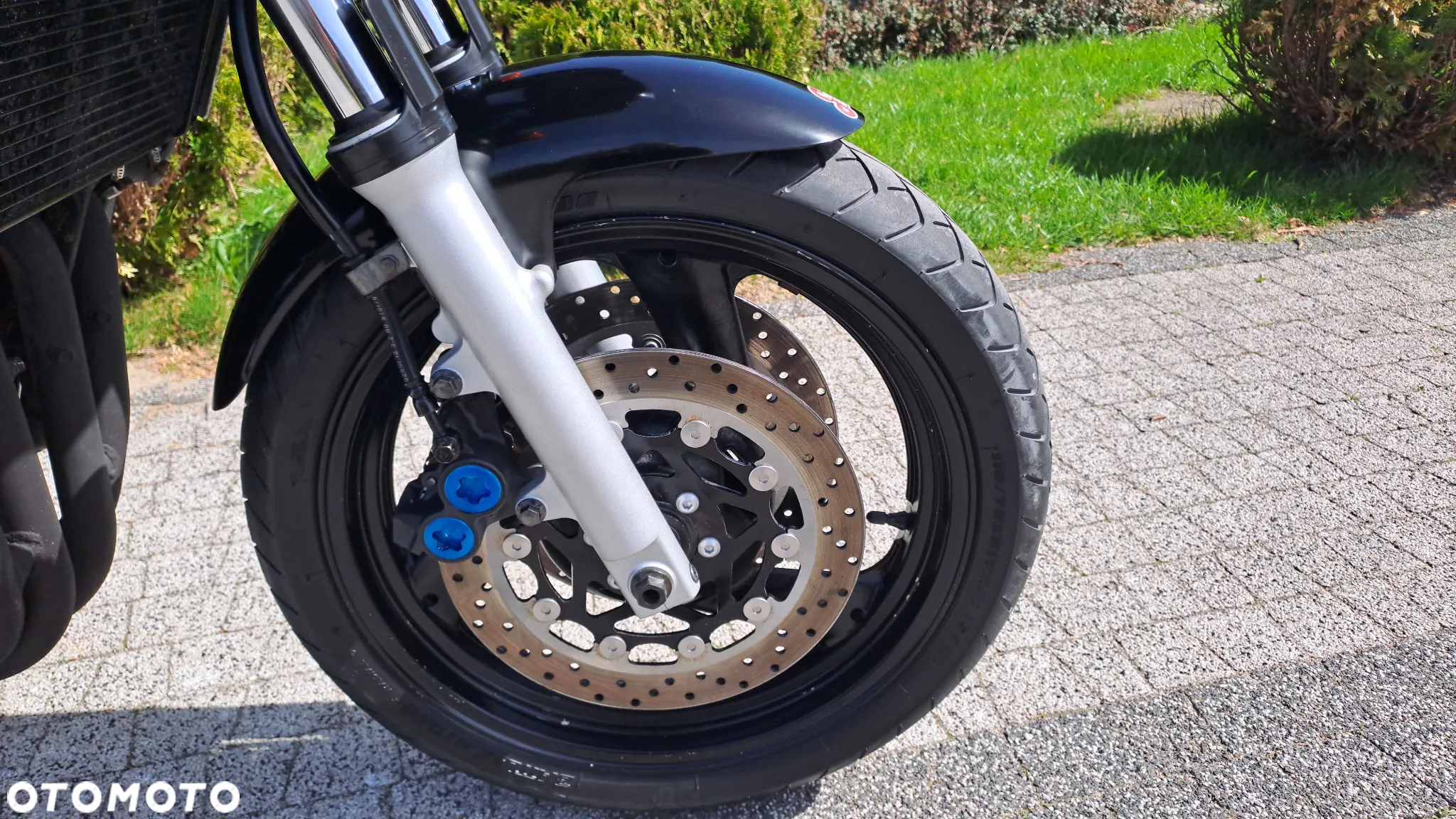 Yamaha FZS - 12