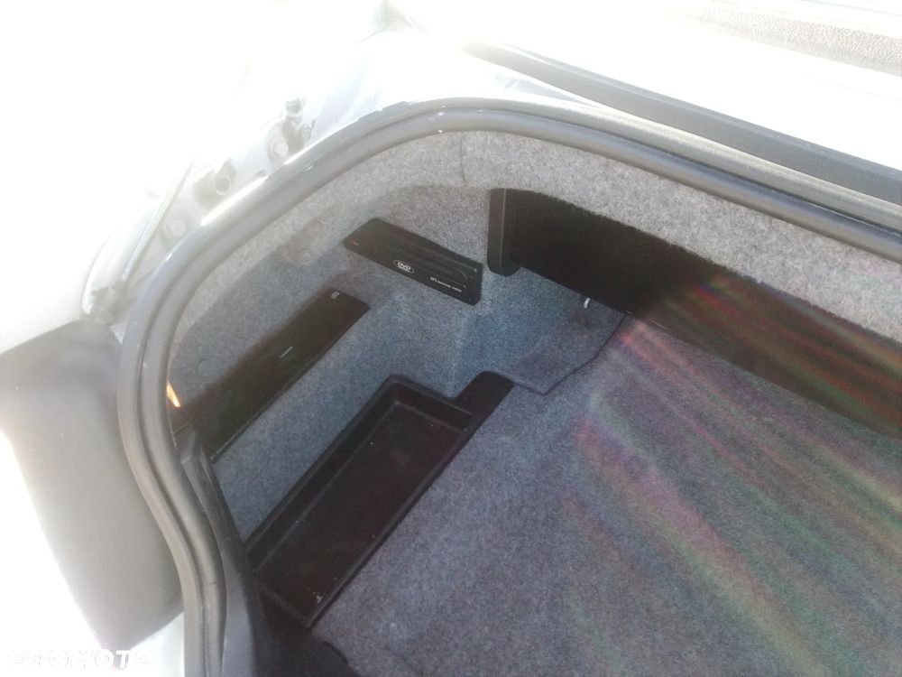 BMW Seria 3 330 Ci Edition Lifestyle - 10