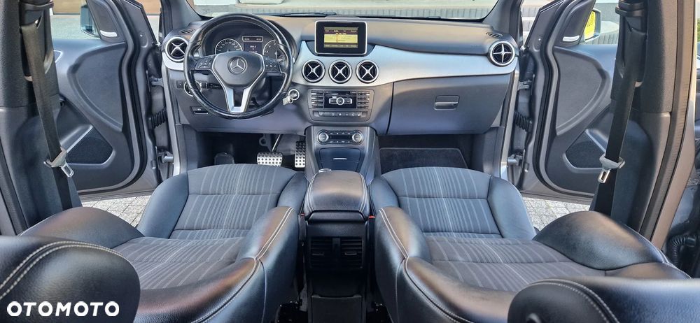 Mercedes-Benz Klasa B 180 7G-DCT Edition - 22
