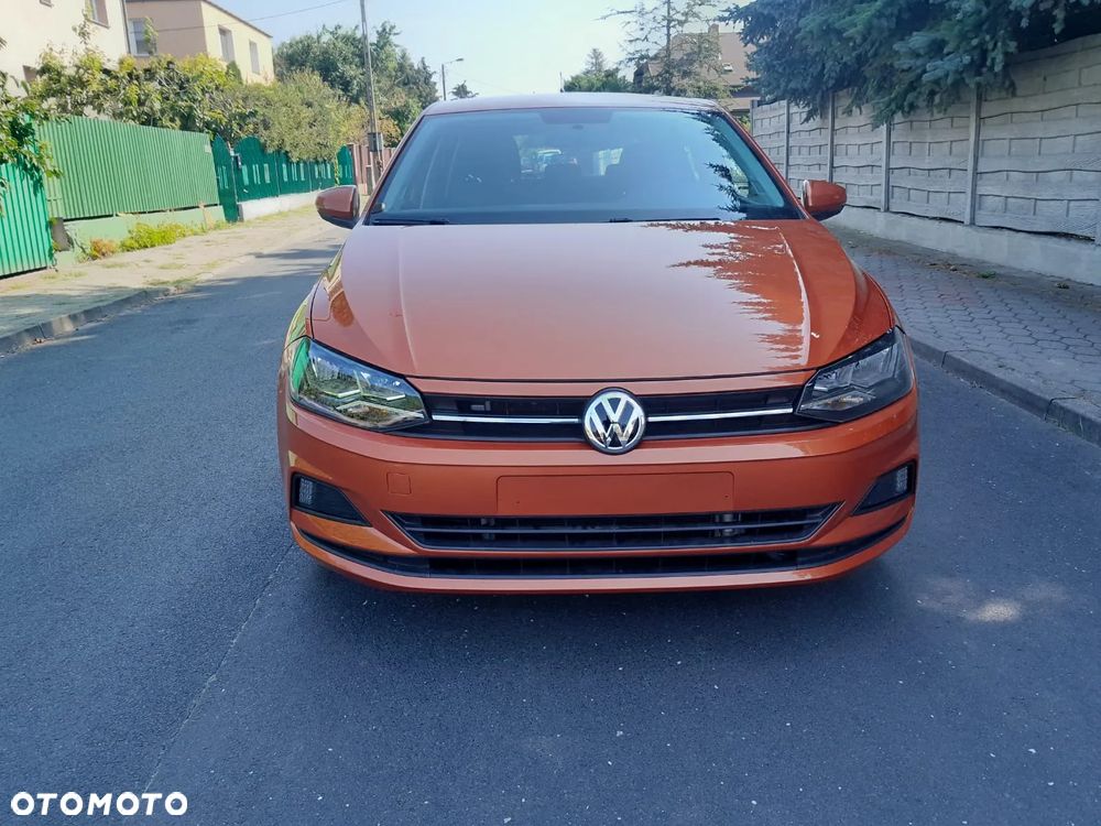 Volkswagen Polo - 2