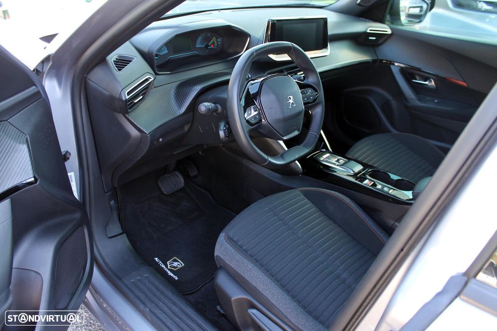 Peugeot e-2008 50 kWh Active Pack - 5