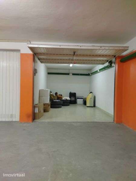 Arrendo Box Garagem - Marisol - Grande imagem: 3/7