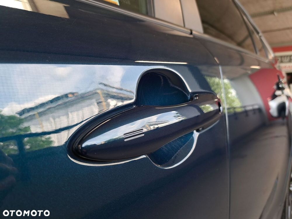 Toyota Corolla 1.8 Hybrid Style - 32