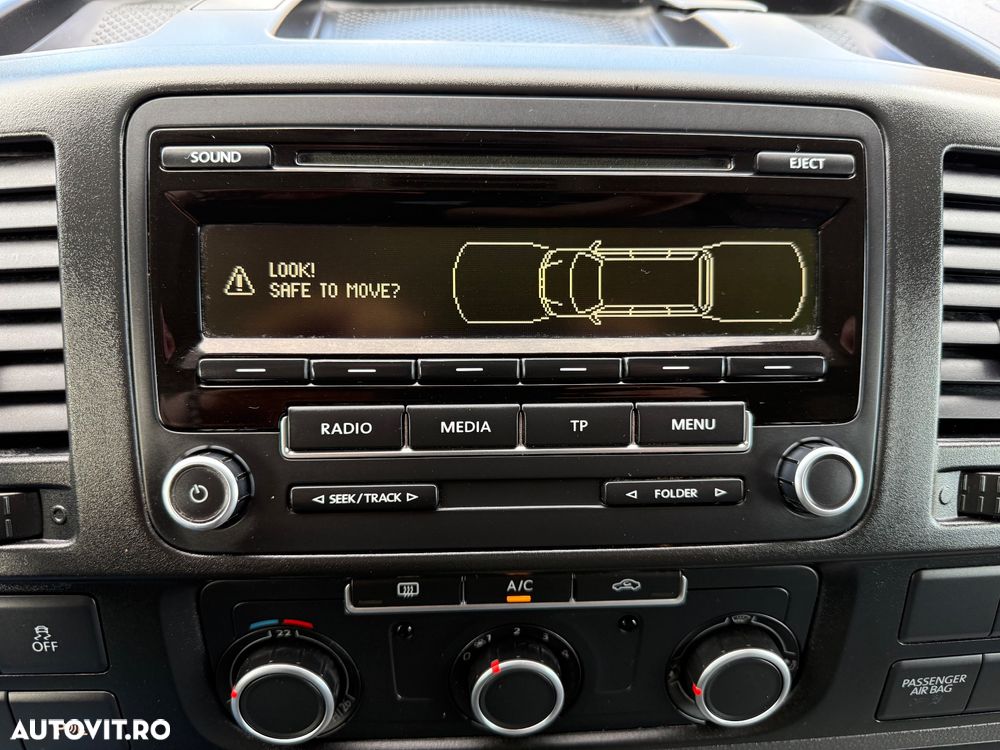 Volkswagen Transporter - 17