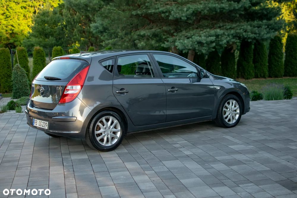 Hyundai i30 - 16