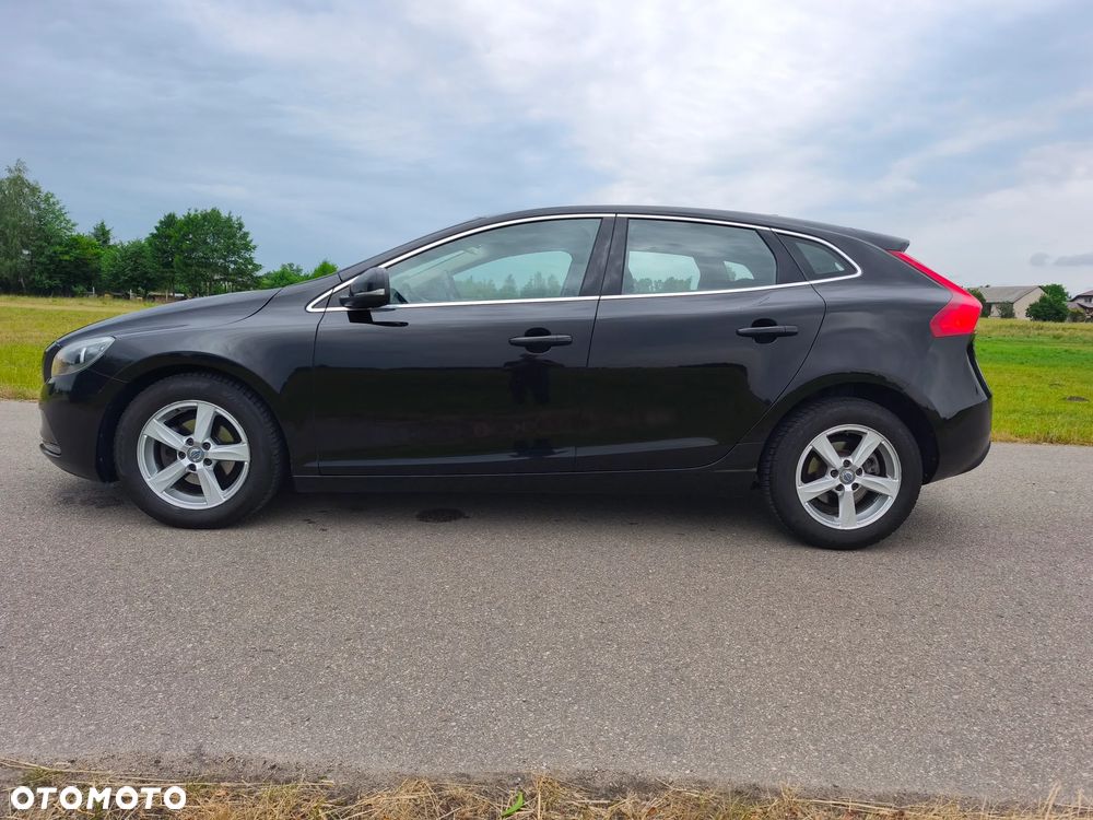 Volvo V40 D2 Summum - 8