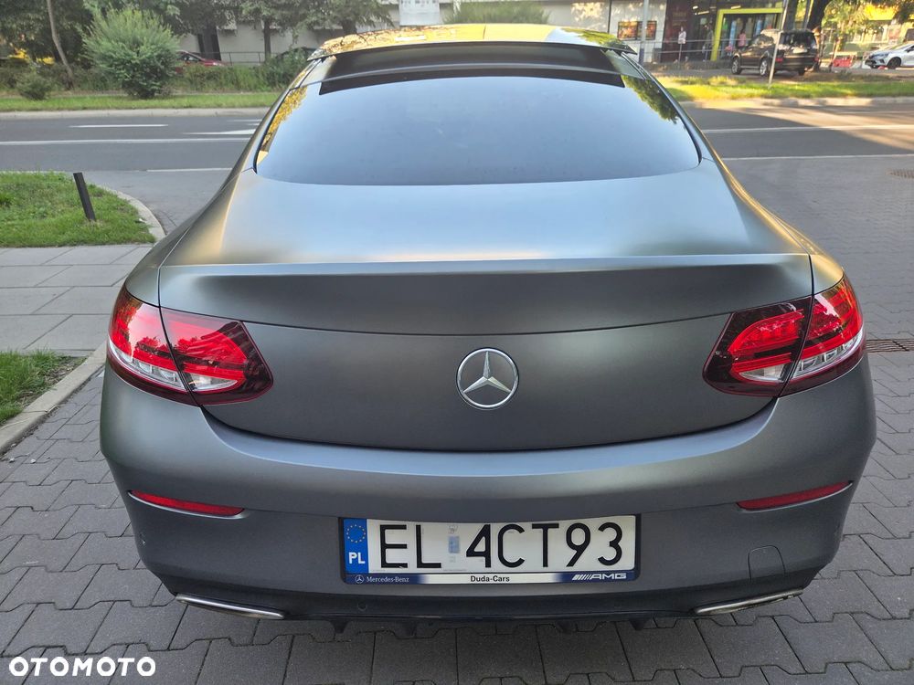 Mercedes-Benz Klasa C 300 4MATIC 9G-TRONIC - 8
