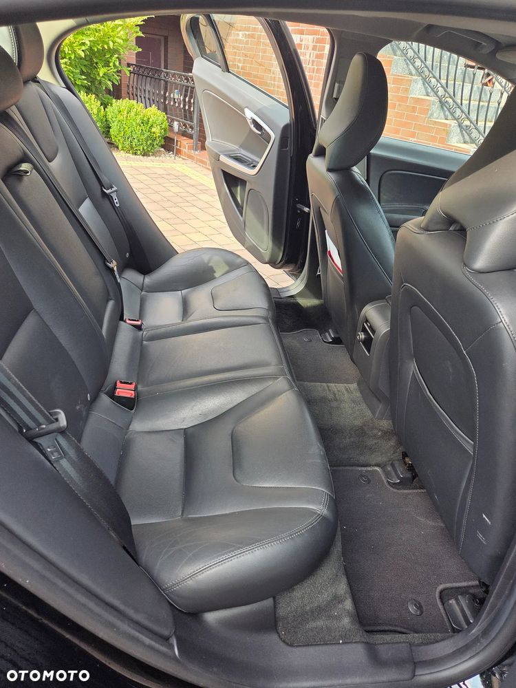 Volvo S60 2.5 T5 AWD - 6