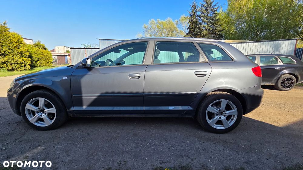 Audi A3 Sportback 1.6 FSI Ambiente - 1