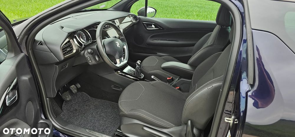 Citroën DS3 PureTech 110 Start & Stop CONNECTED CHIC - 4
