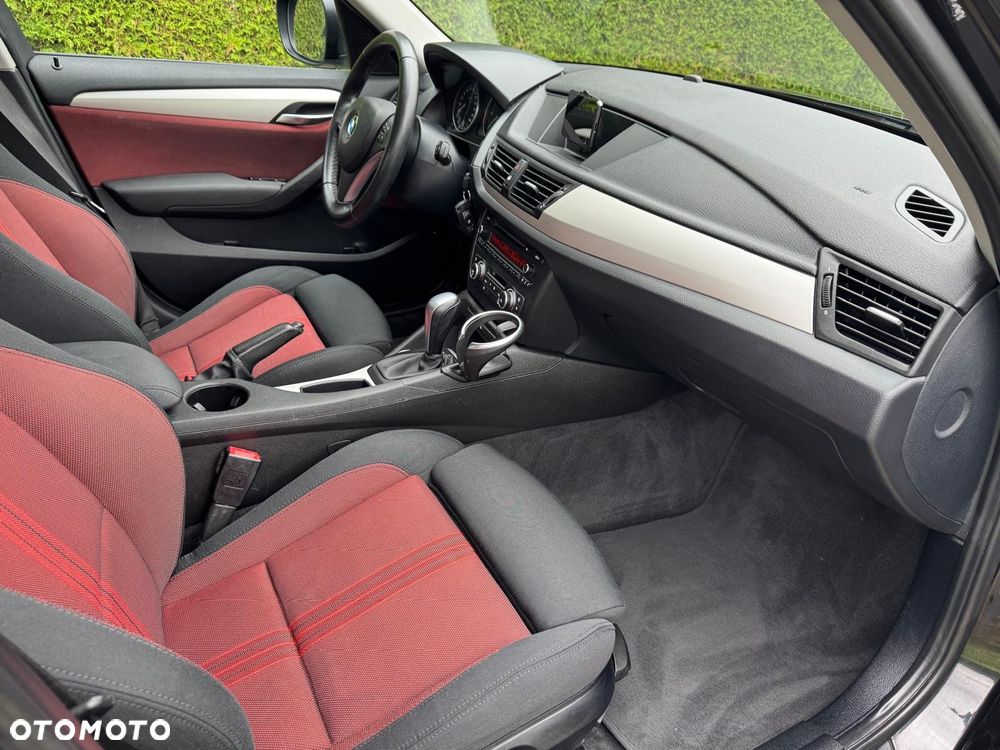 BMW X1 xDrive20d - 12