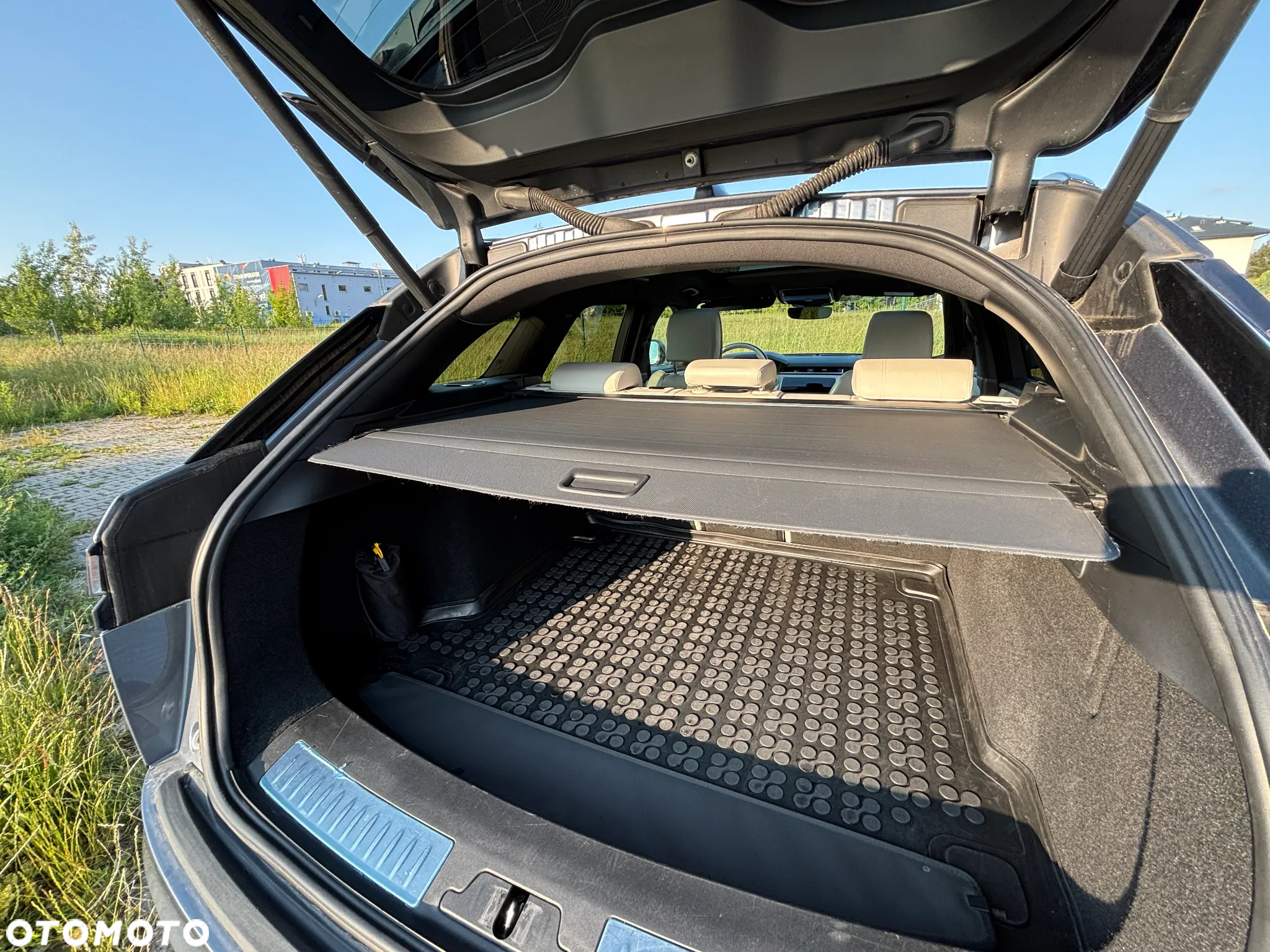 Land Rover Range Rover Velar 2.0 Si4 GPF HSE - 27