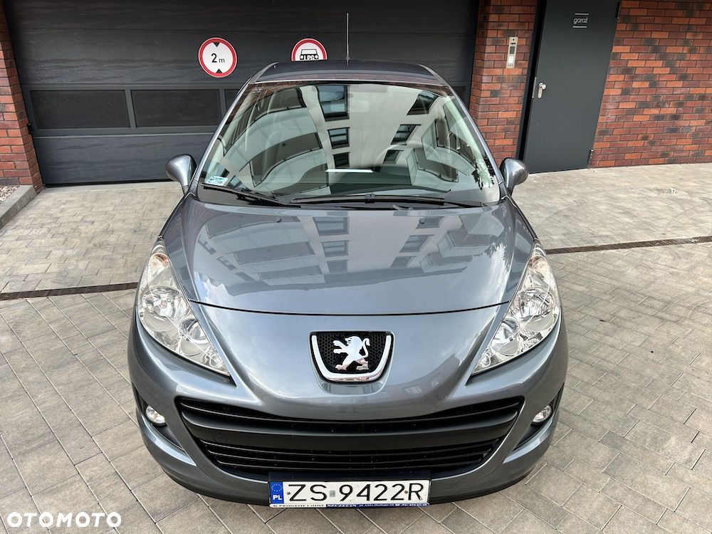 Peugeot 207 - 6
