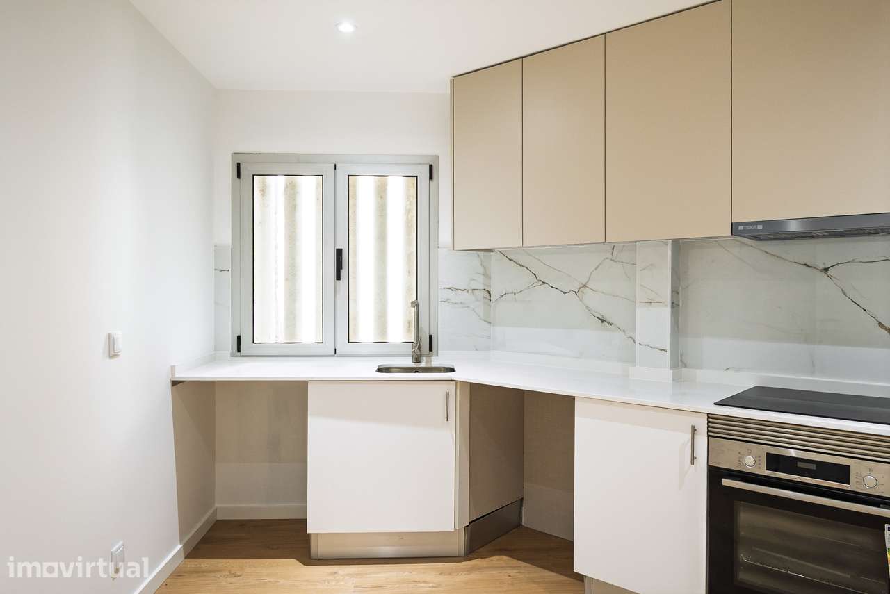 T3 Totalmente Renovado em Santiago - Excelente Oportunidade de Inve... - Grande imagem: 4/30