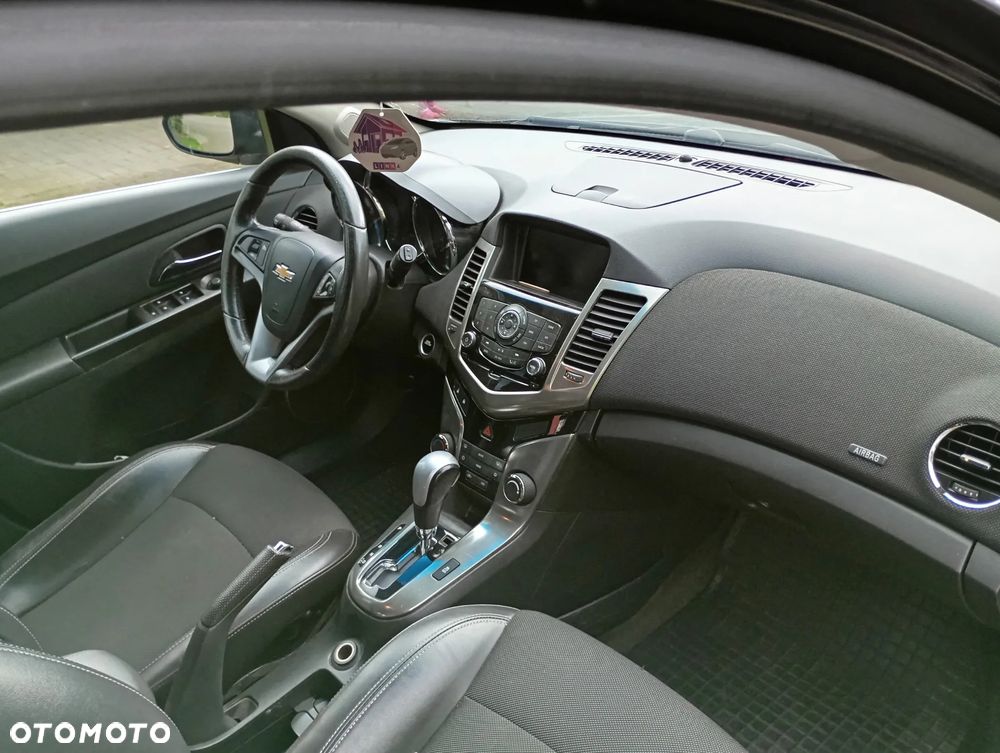 Chevrolet Cruze 2.0 D LTZ+ - 10