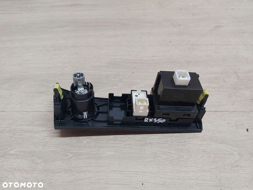 LEXUS RX II 330 350 400h 3,5 v6 przycisk grzania foteli zapalniczka - 5
