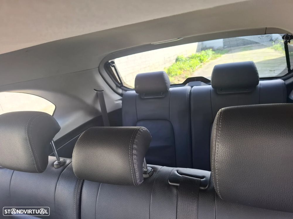 Chevrolet Captiva 2.2 VCDi Seven Xtreme 164g 7L - 6