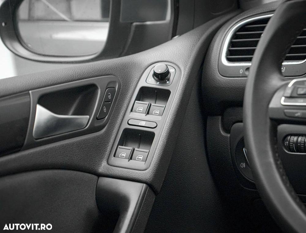 VOLKSWAGEN Golf 2010 — imagine 19