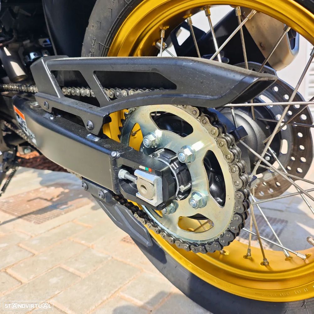 Honda Transalp 750 - 11