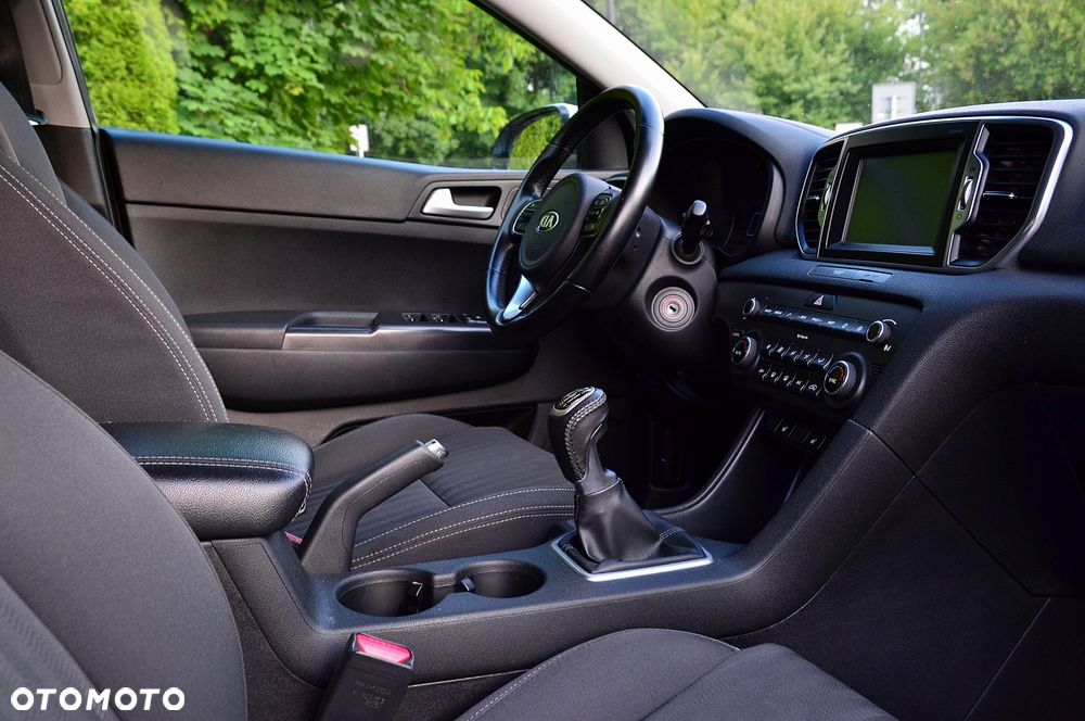 Kia Sportage 1.7 CRDI 2WD Dream-Team Edition - 10