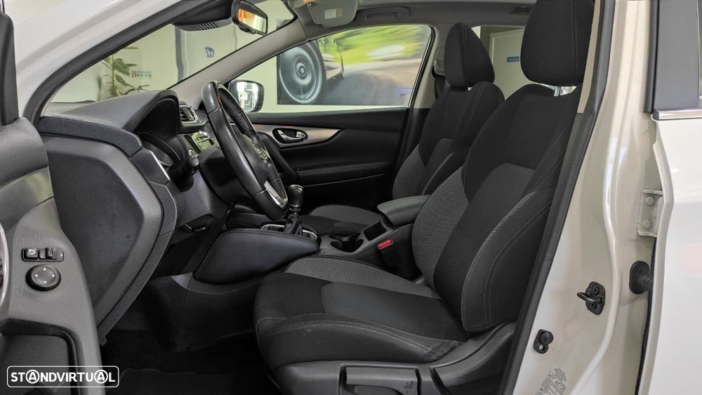 Nissan Qashqai 1.3 DIG-T Tekna - 17
