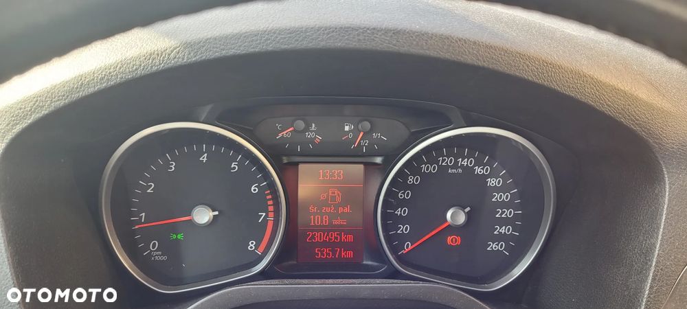 Ford S-Max 2.5 Titanium - 12