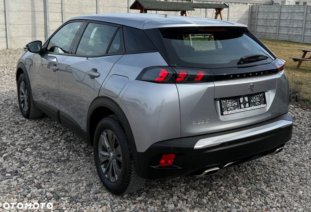 Peugeot 2008 PureTech 130 EAT8 Active - 3