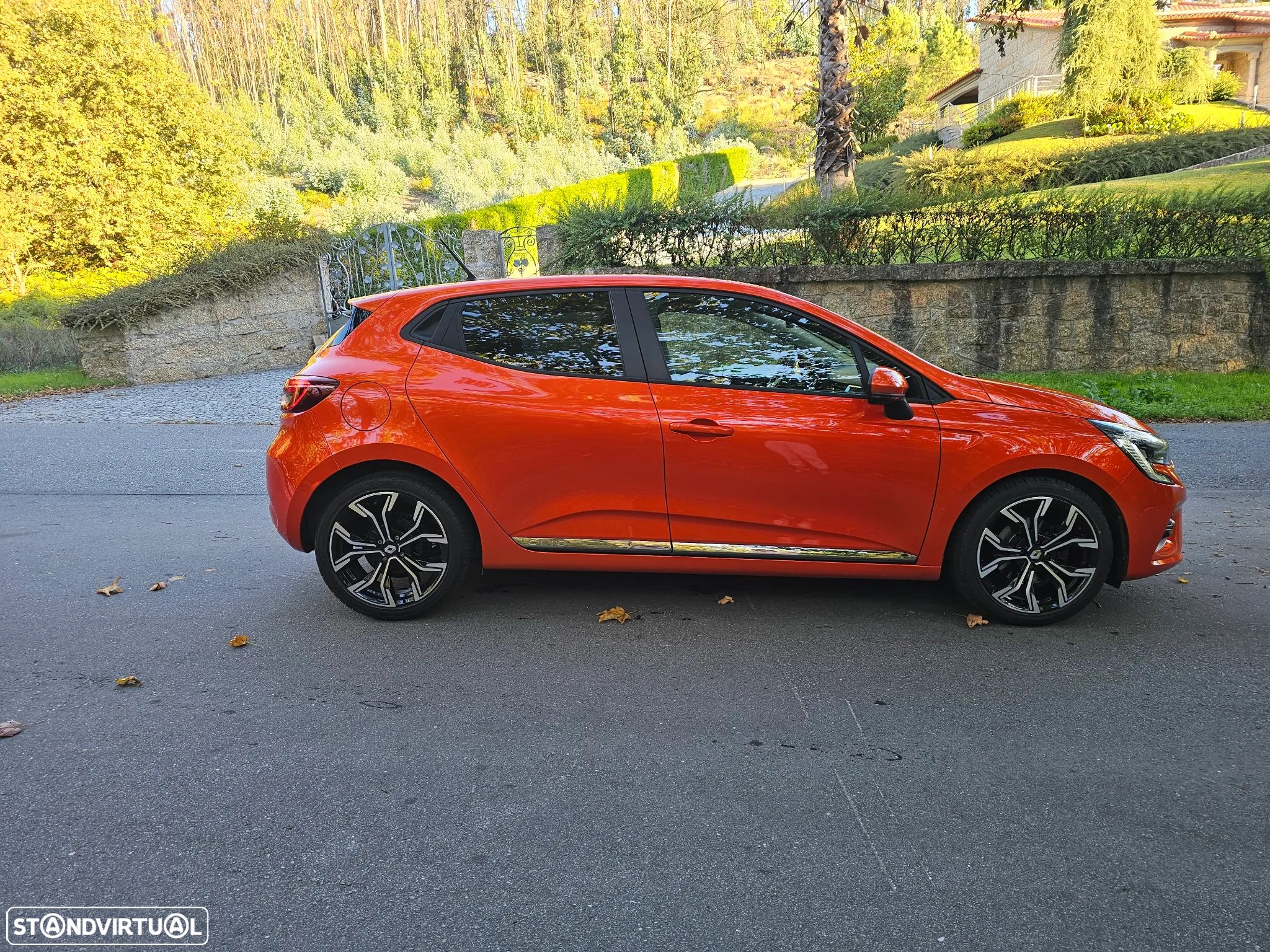 Renault Clio 1.5 Blue dCi Intens - 1