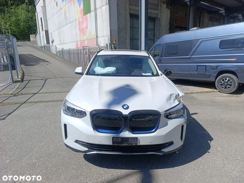 BMW iX3 80kWh Impressive - 8