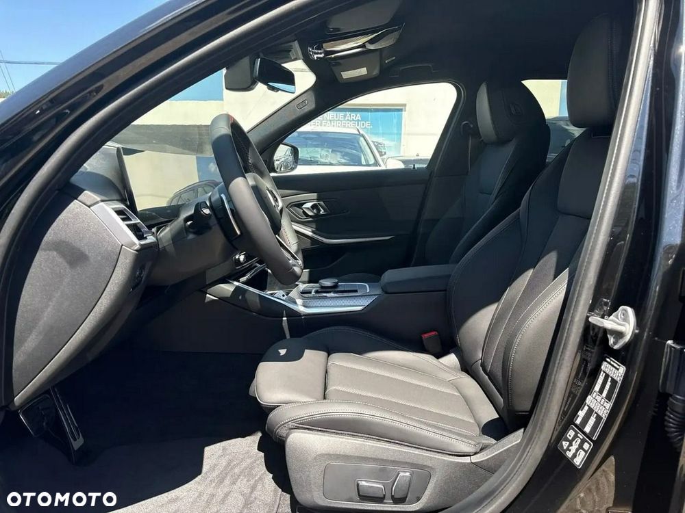 BMW Seria 3 M340i xDrive - 11