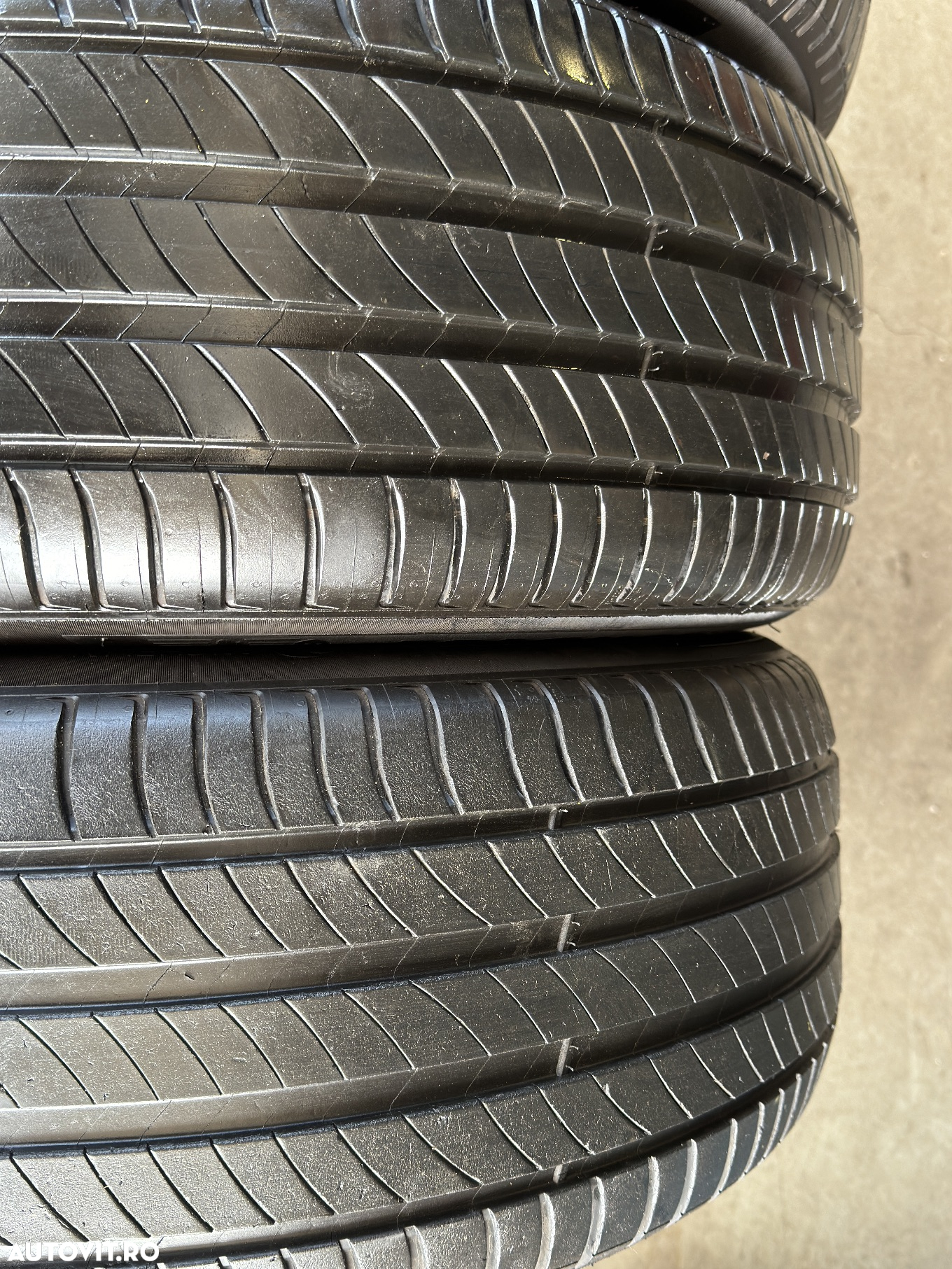Vând 4 anvelope 235/55/18 michelin de vară la 6,5mm - 3